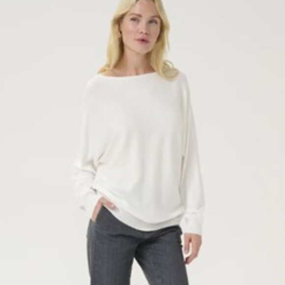 NWT culture offwhite batwing sweater for women size small - Picture 1 of 14